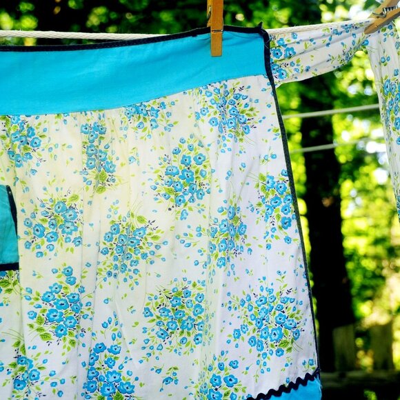 VTG 70's Turquoise Floral Hostess Half Apron Flowerpot Pocket Ric Rack Trim - Picture 5 of 7